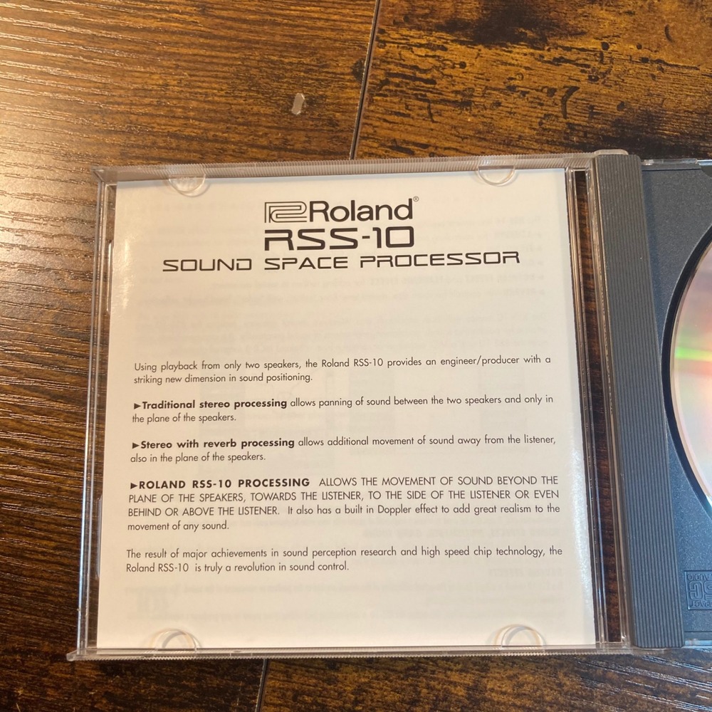 Roland RSS-10 Sound Space Sampler CD 1994 Promo RSS-10CD Audio Engineering Rare - Picture 4 of 5